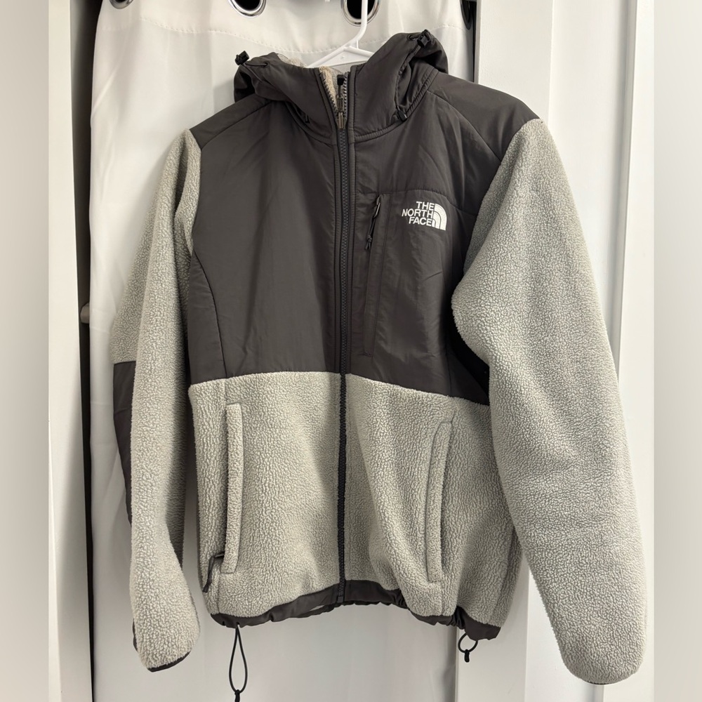 The North Face Denali - Light Gray and Dark Gray Fleece Jacket